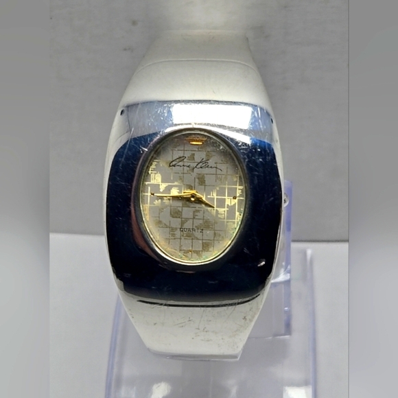 Womens Vintage Anne Klein Watch 30mm Silver Bangle Cuff Bracelet New Battery - Picture 1 of 11